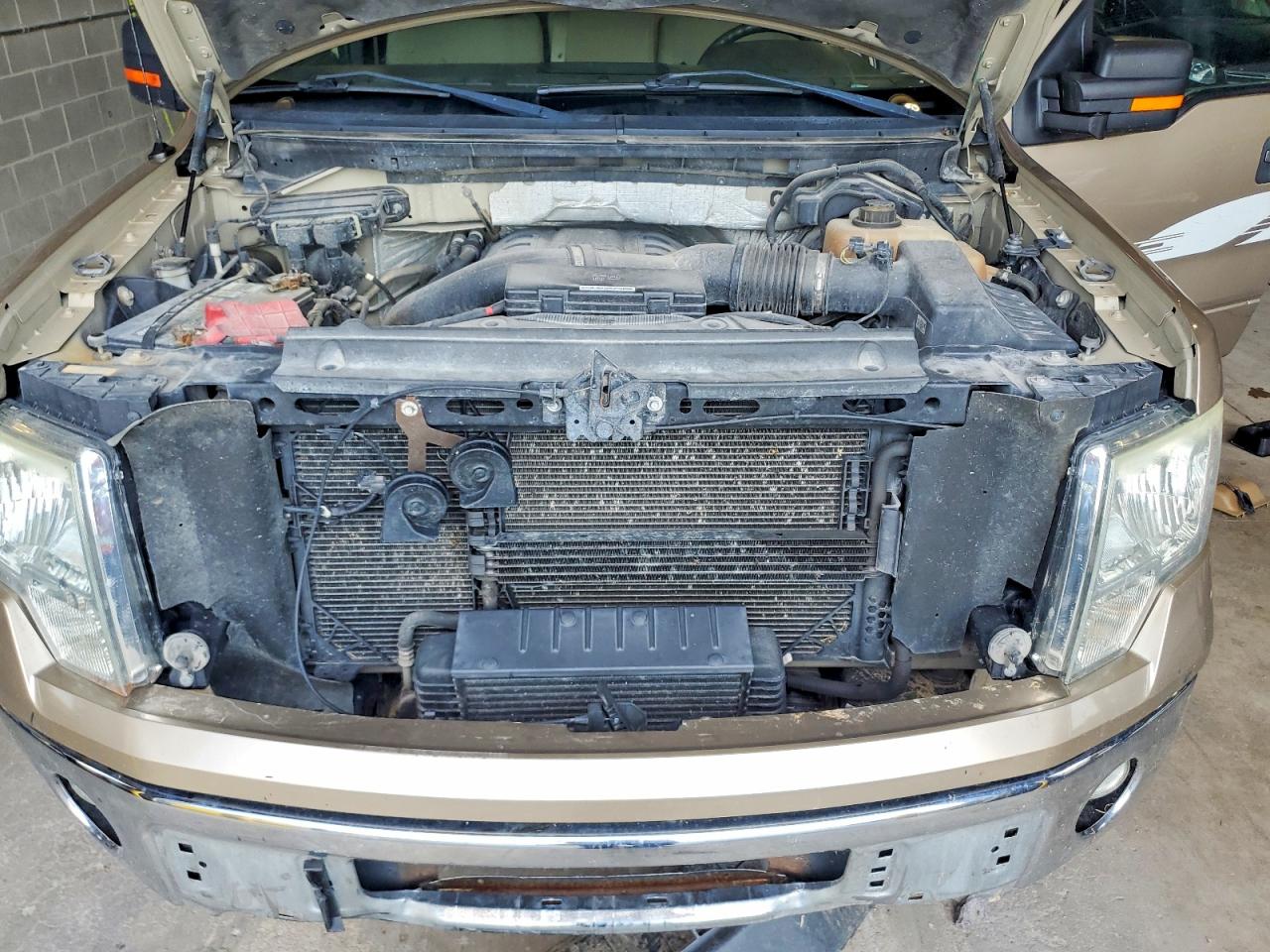 2012 FORD F150