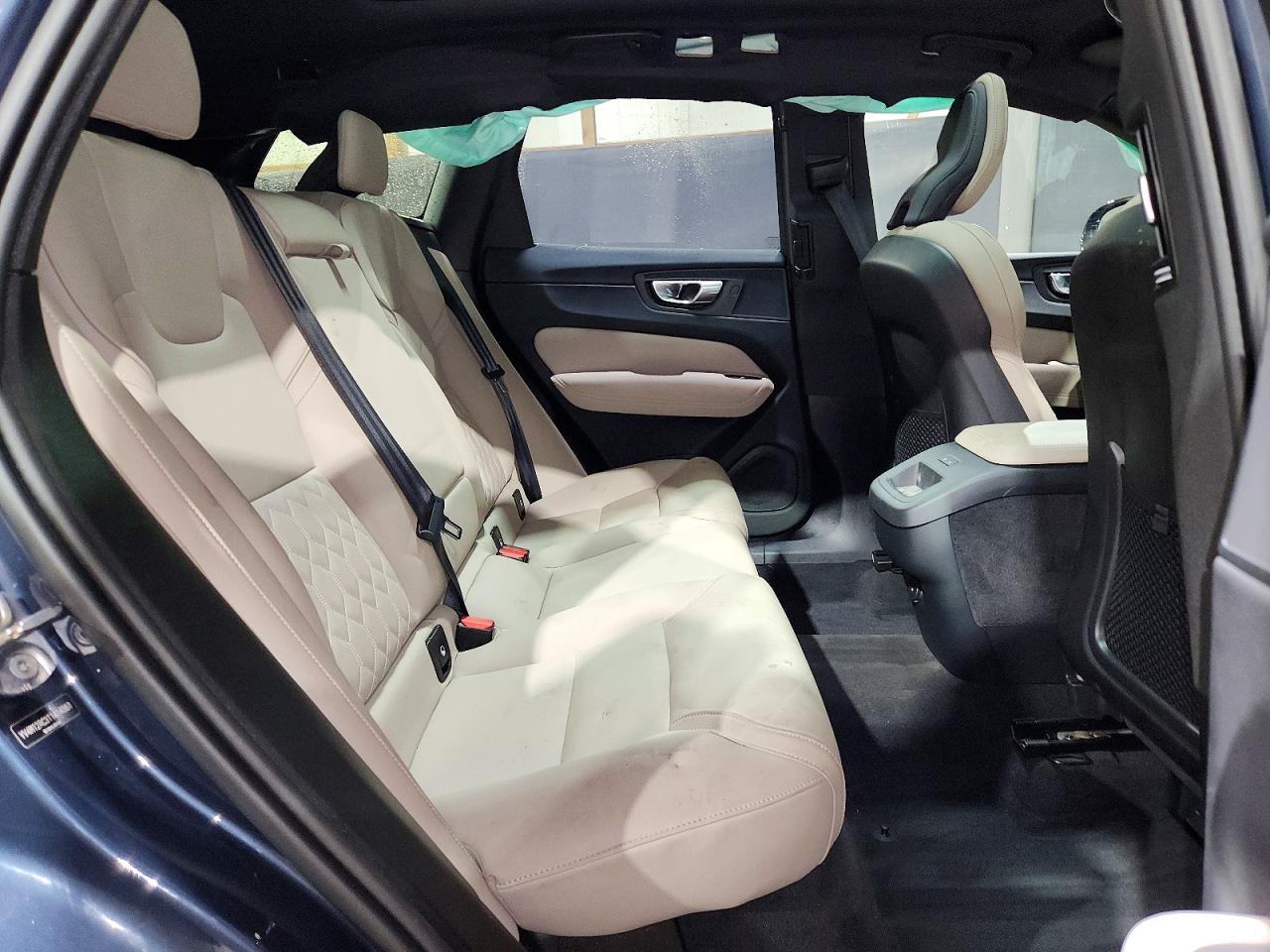 2026 VOLVO XC60