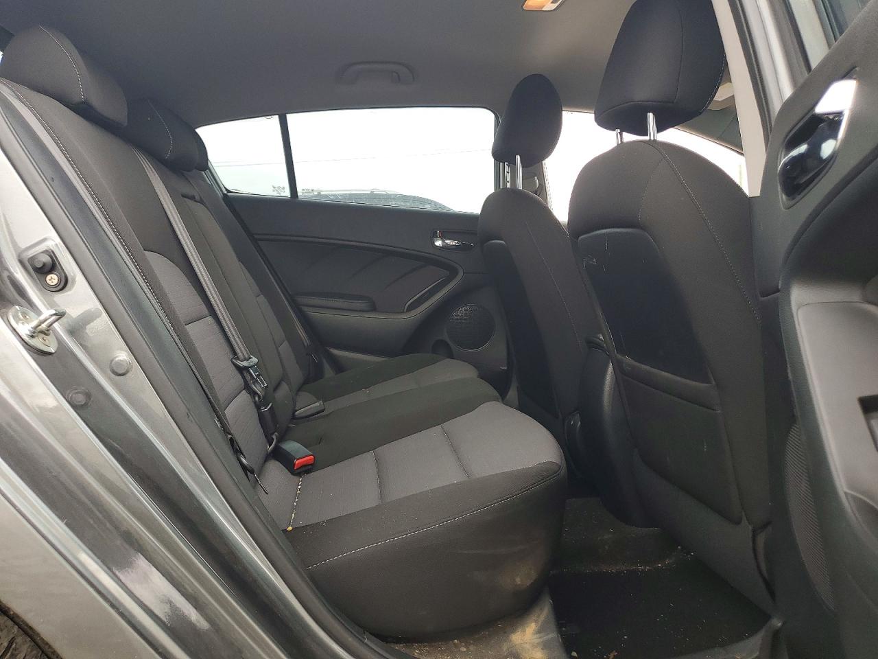2016 KIA FORTE
