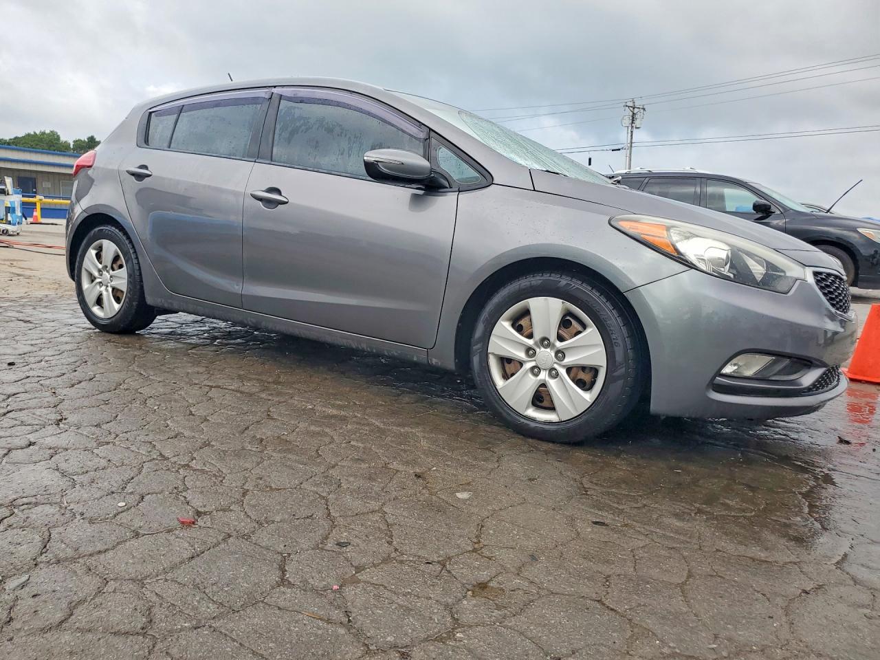 2016 KIA FORTE