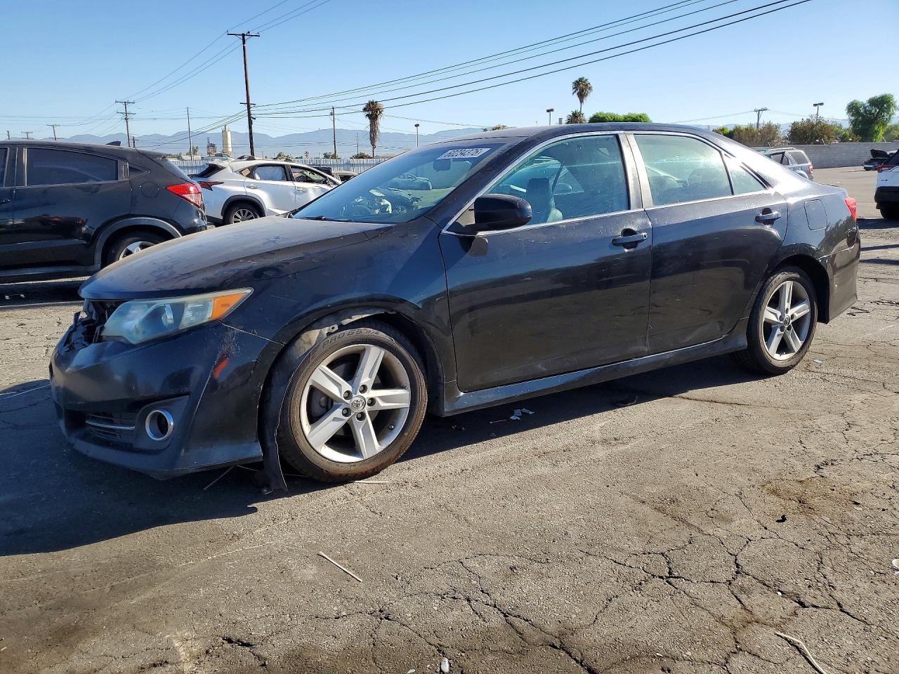 2013 TOYOTA CAMRY