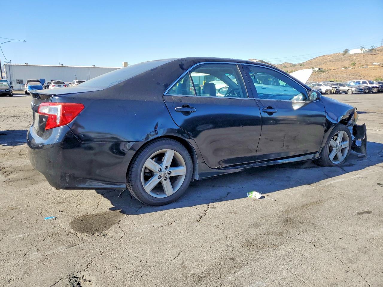 2013 TOYOTA CAMRY