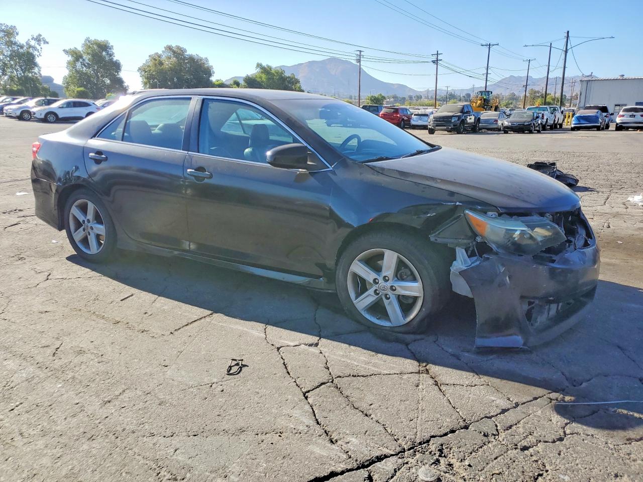 2013 TOYOTA CAMRY