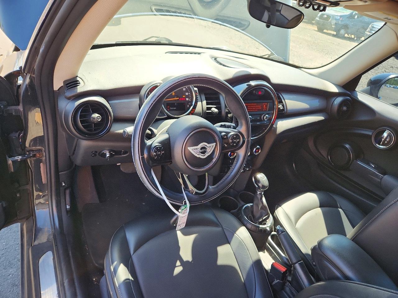 2015 MINI COOPER