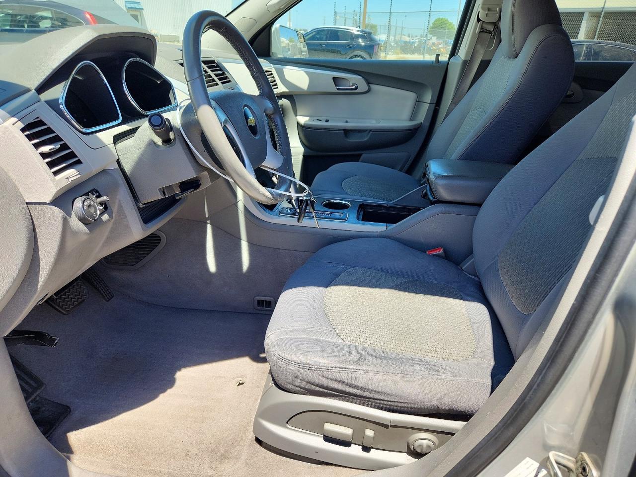 2011 CHEVROLET TRAVERSE