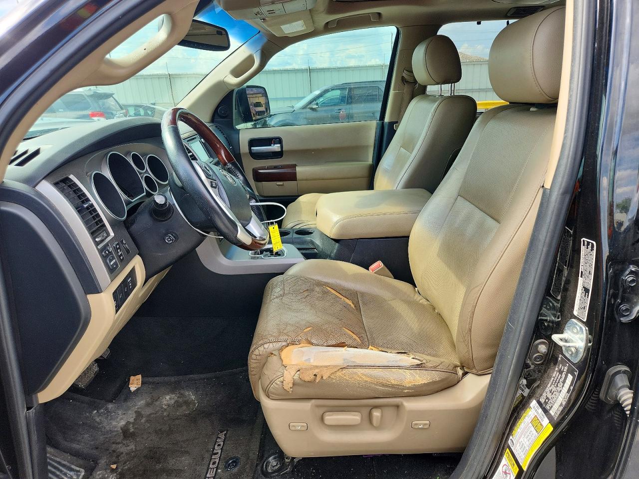2015 TOYOTA SEQUOIA