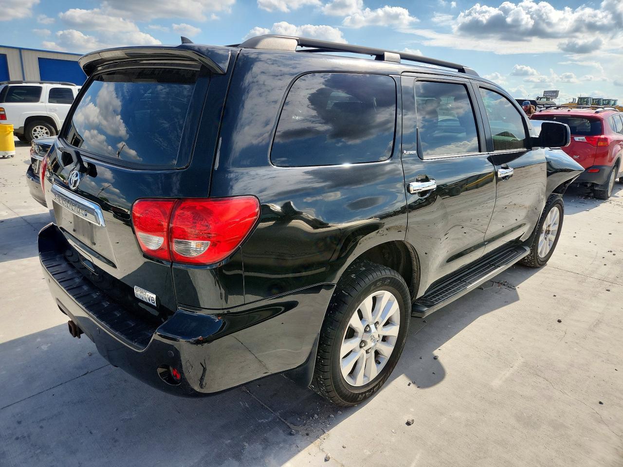 2015 TOYOTA SEQUOIA