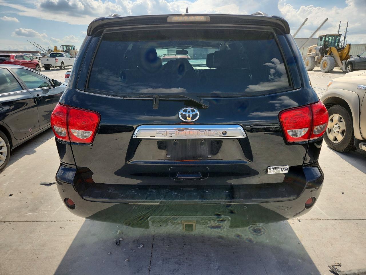 2015 TOYOTA SEQUOIA