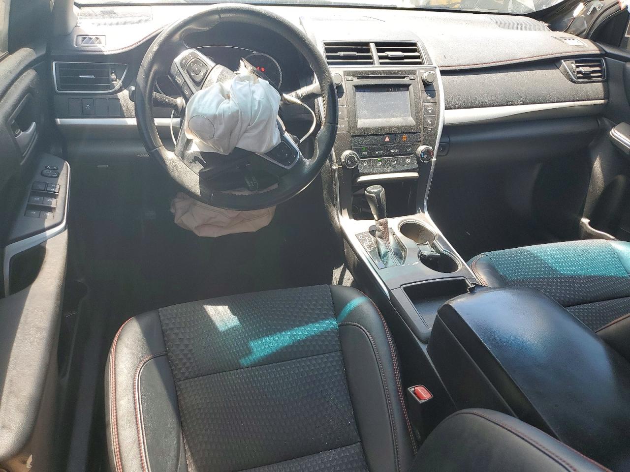 2015 TOYOTA CAMRY