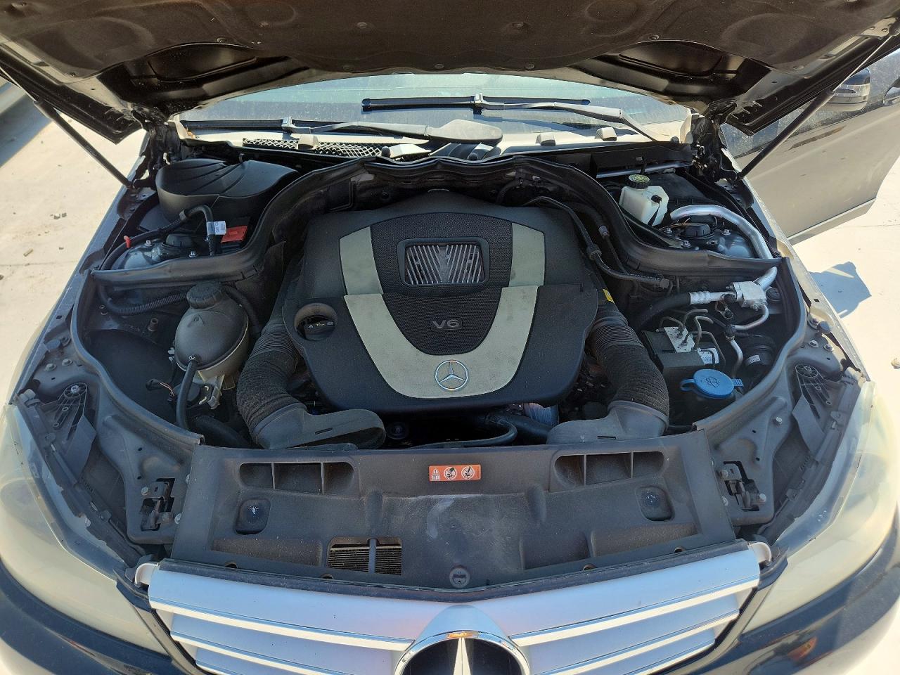 2012 MERCEDES-BENZ C-CLASS