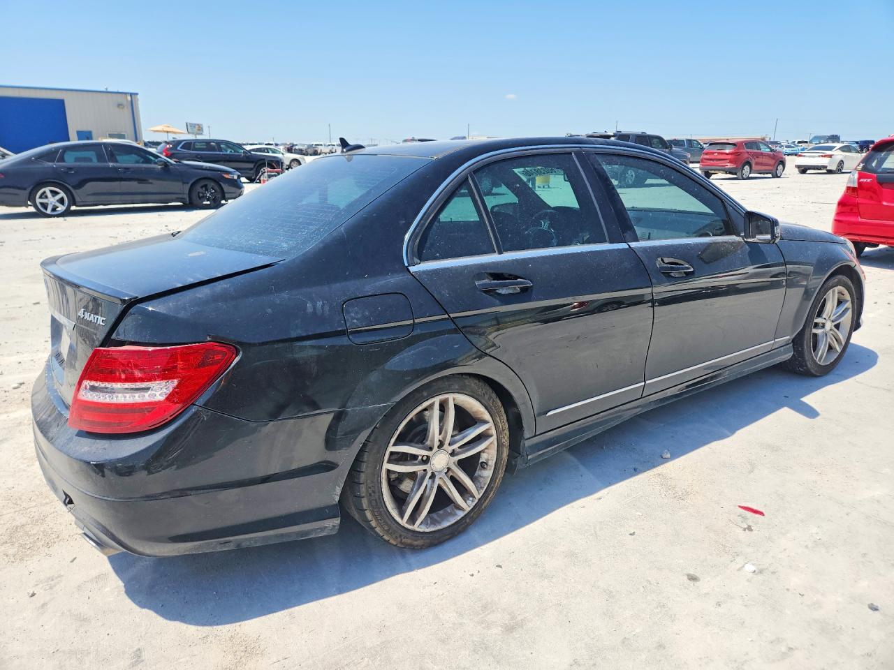 2012 MERCEDES-BENZ C-CLASS