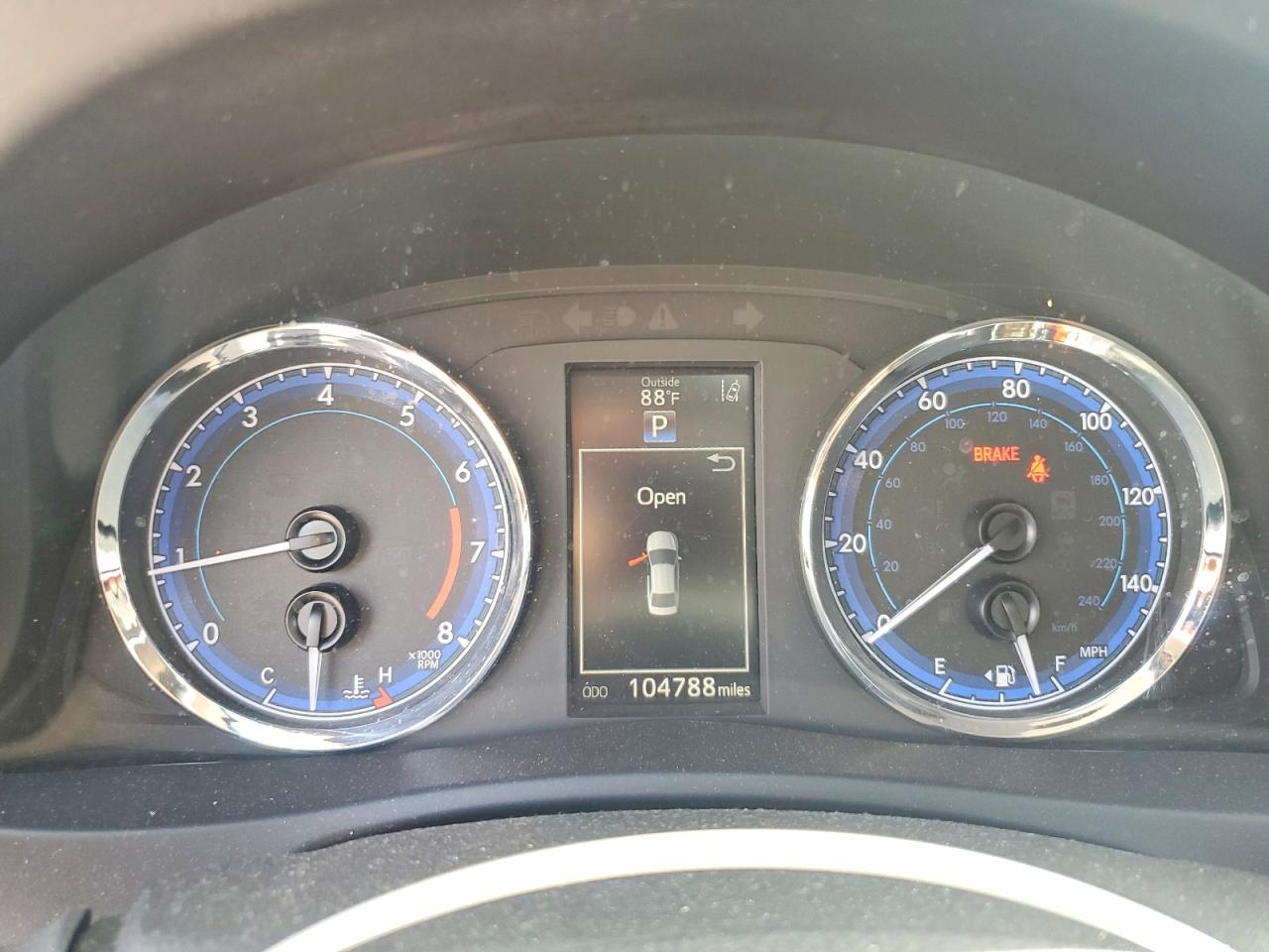 2017 TOYOTA COROLLA