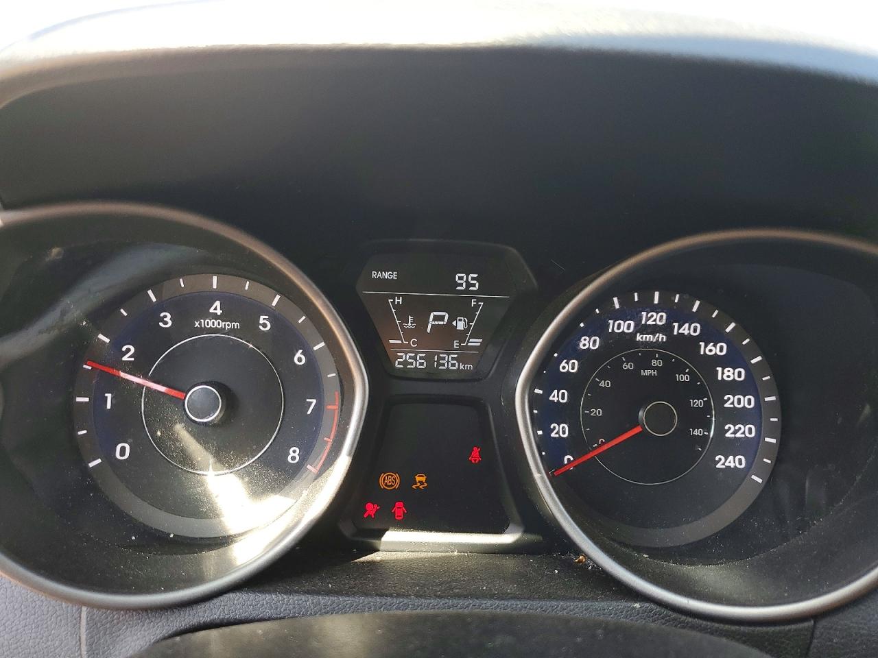2015 HYUNDAI ELANTRA