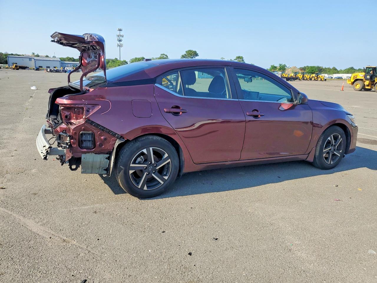 2024 NISSAN SENTRA