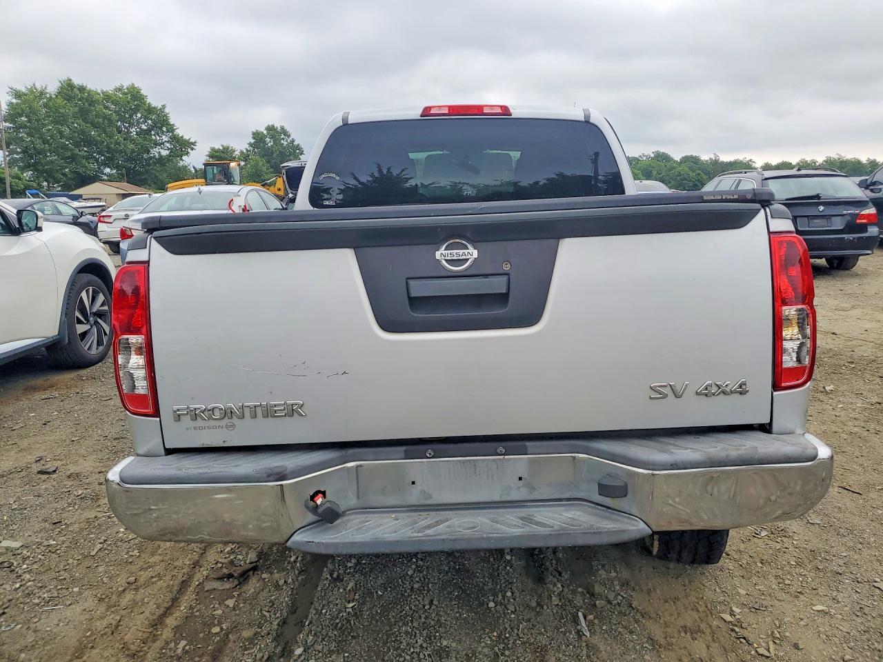 2013 NISSAN FRONTIER