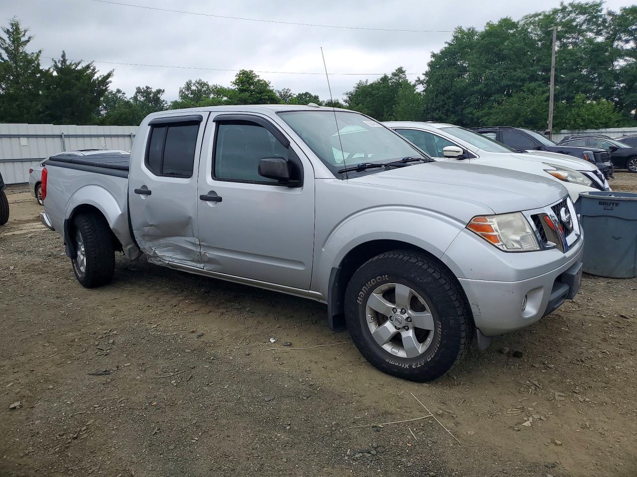 2013 NISSAN FRONTIER