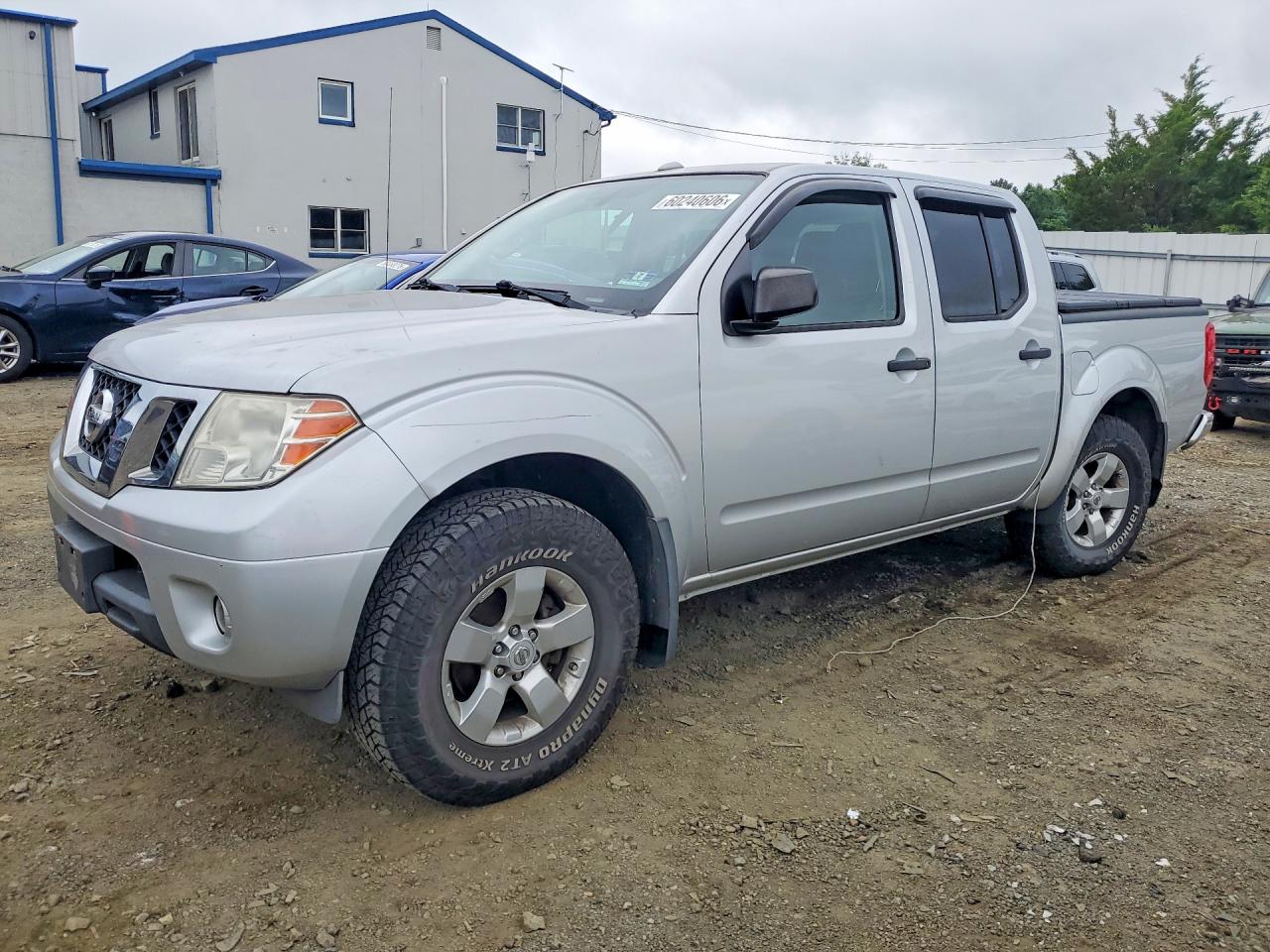 2013 NISSAN FRONTIER
