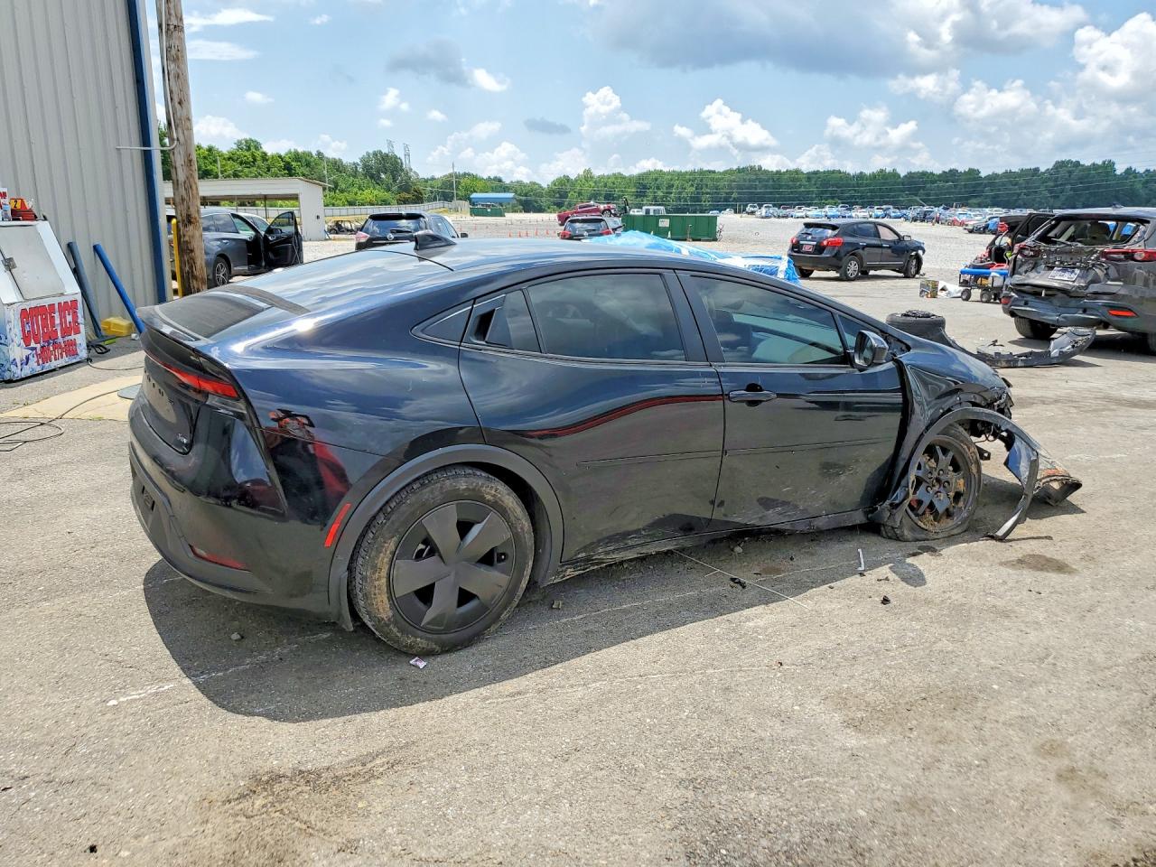 2024 TOYOTA PRIUS