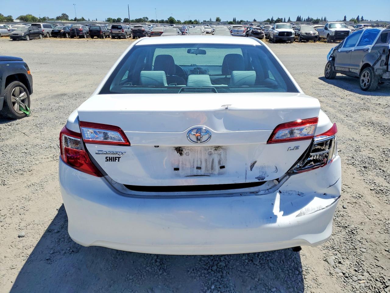 2014 TOYOTA CAMRY