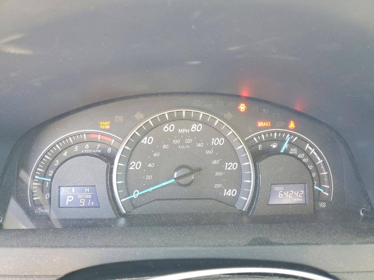 2014 TOYOTA CAMRY