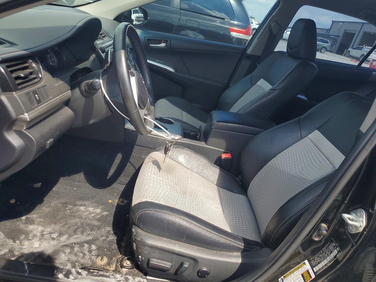 2012 TOYOTA CAMRY