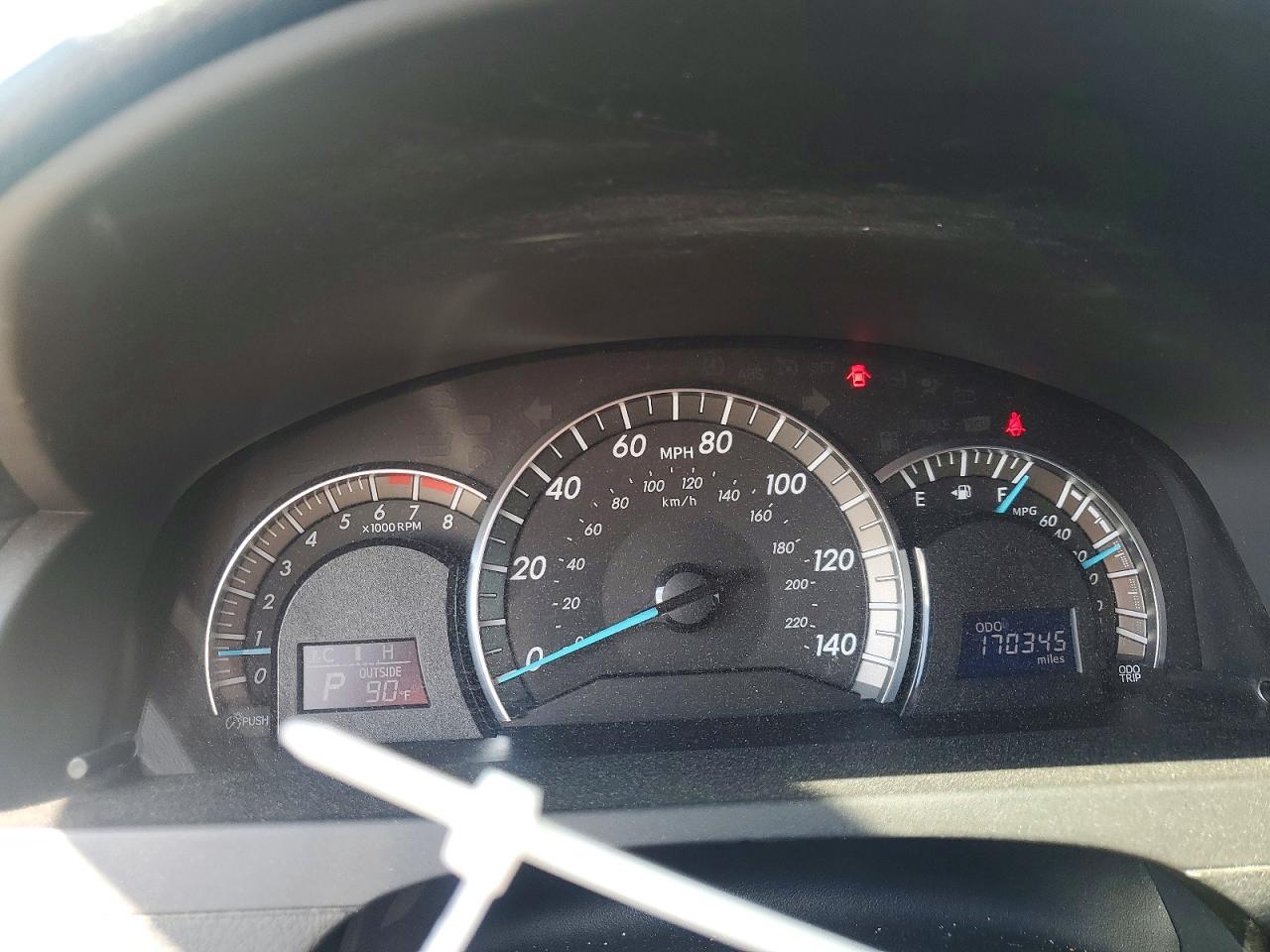 2012 TOYOTA CAMRY