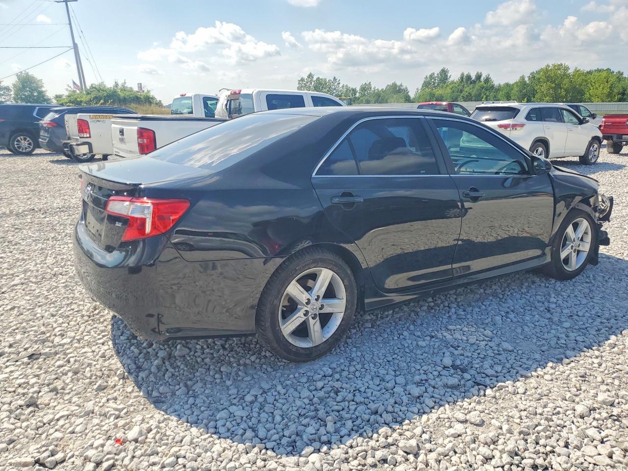 2012 TOYOTA CAMRY