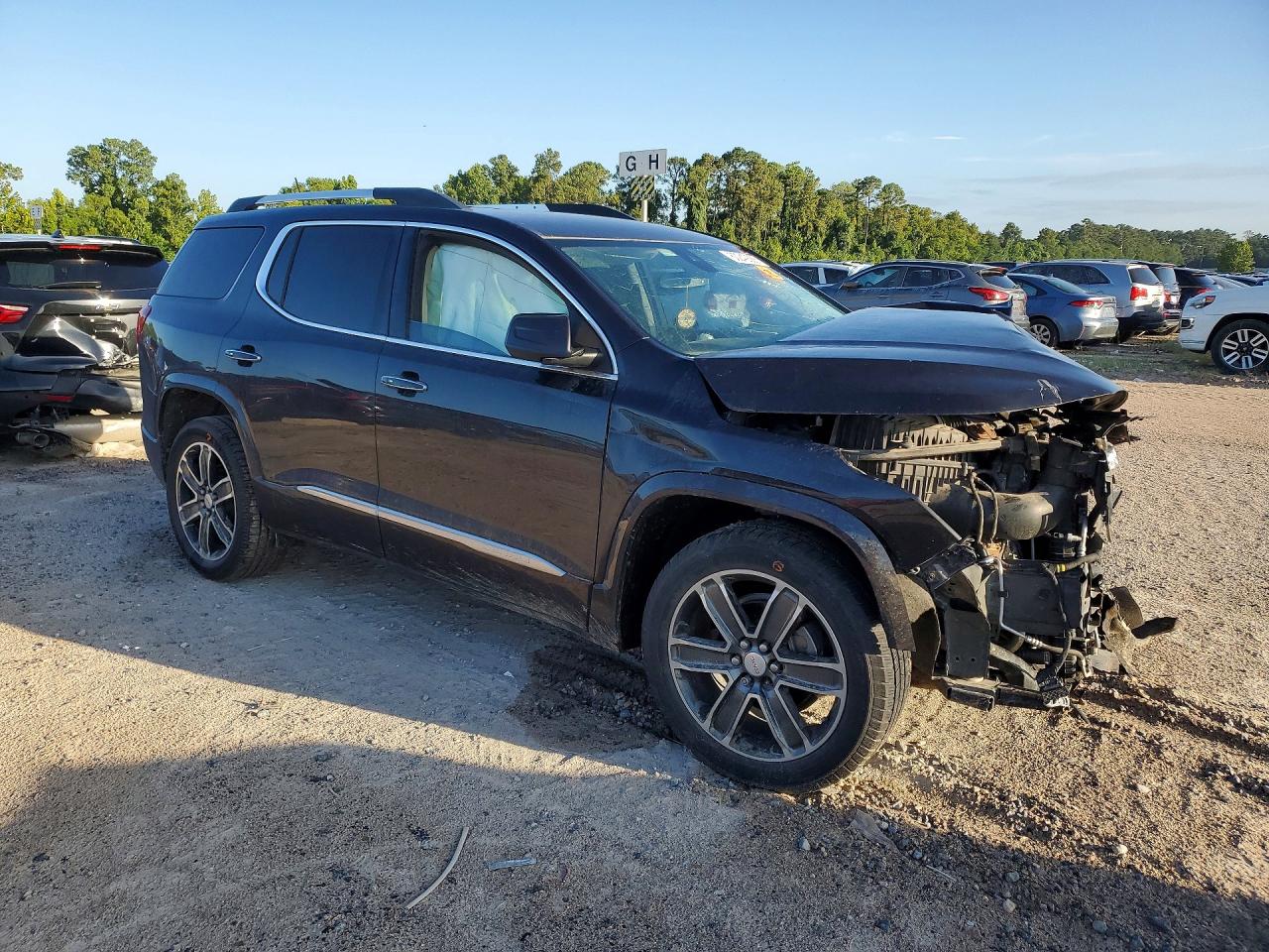 2018 GMC ACADIA DEN