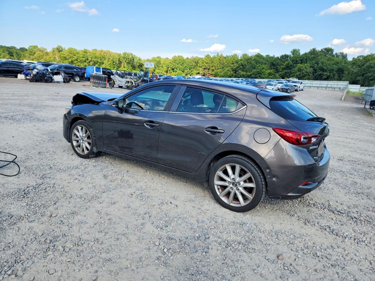 2017 MAZDA 3