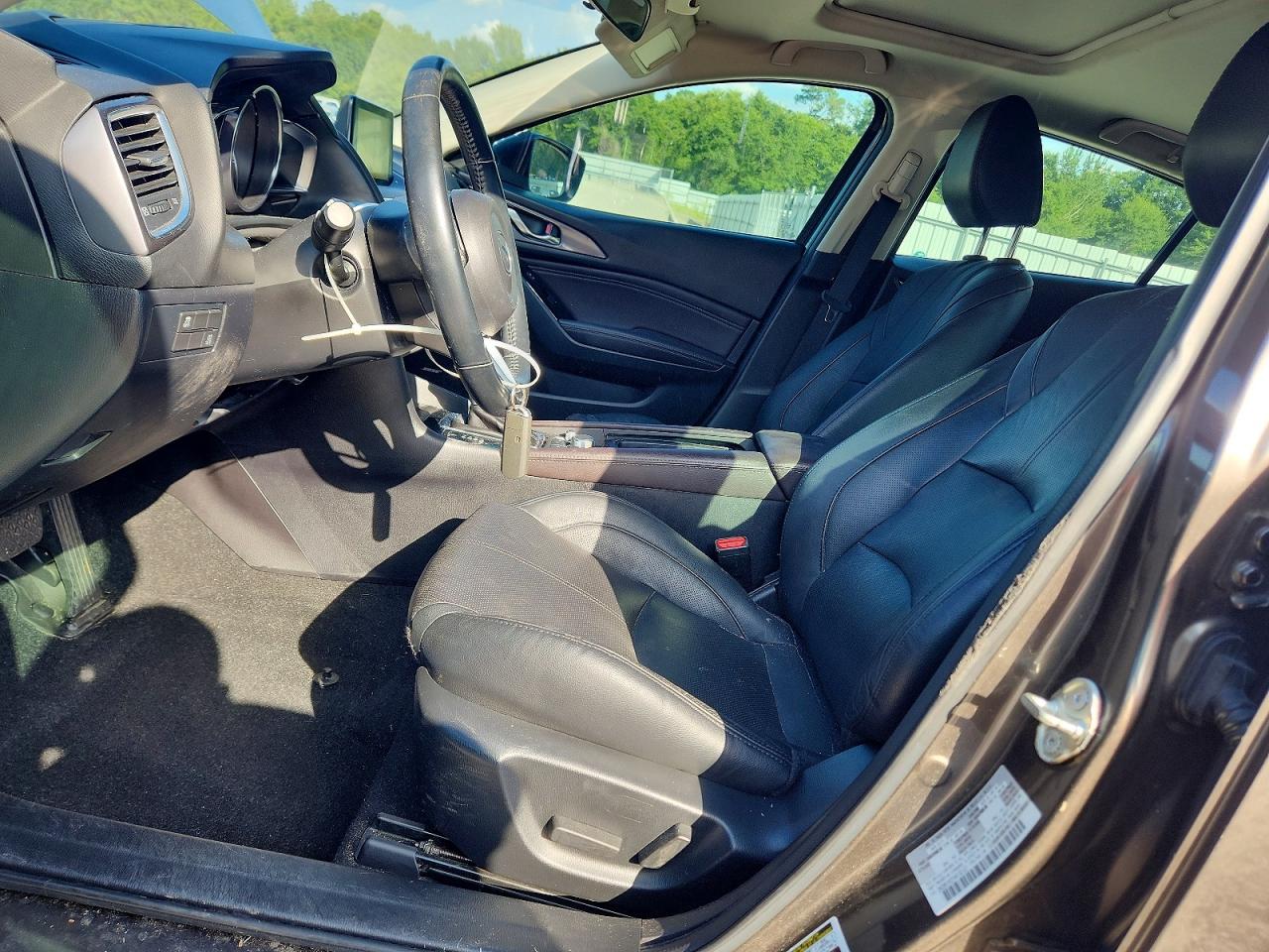 2017 MAZDA 3