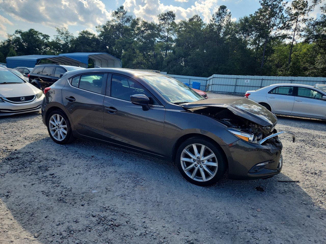 2017 MAZDA 3