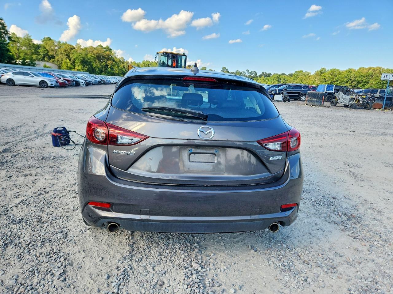 2017 MAZDA 3