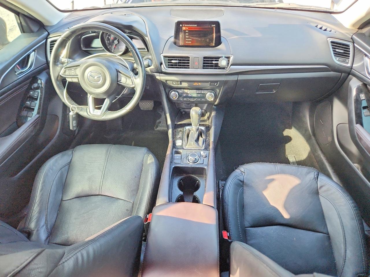 2017 MAZDA 3
