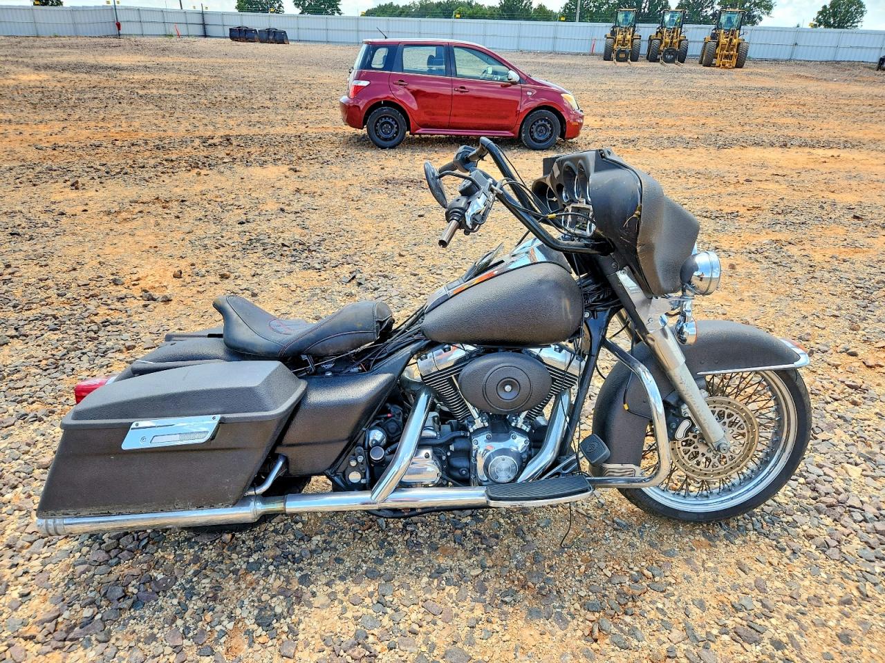 2005 HARLEY-DAVIDSON FL