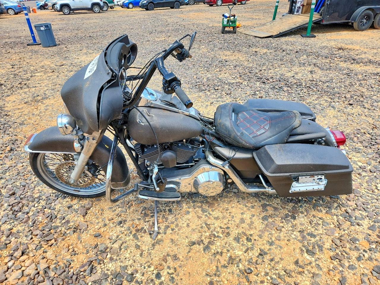 2005 HARLEY-DAVIDSON FL