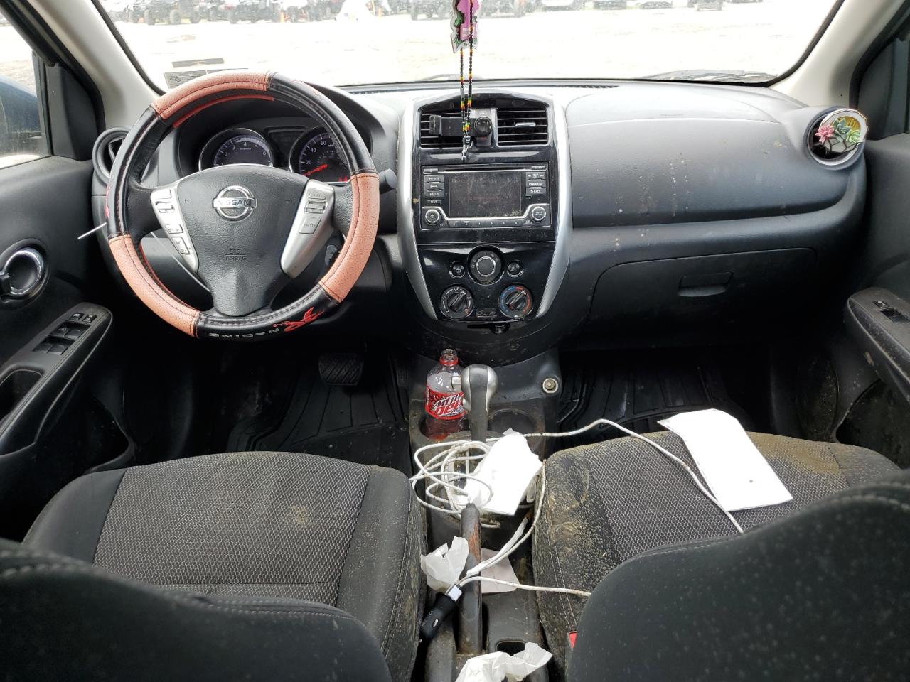 2017 NISSAN VERSA