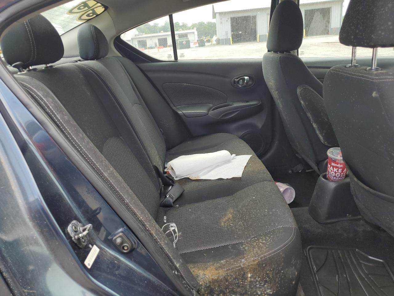 2017 NISSAN VERSA
