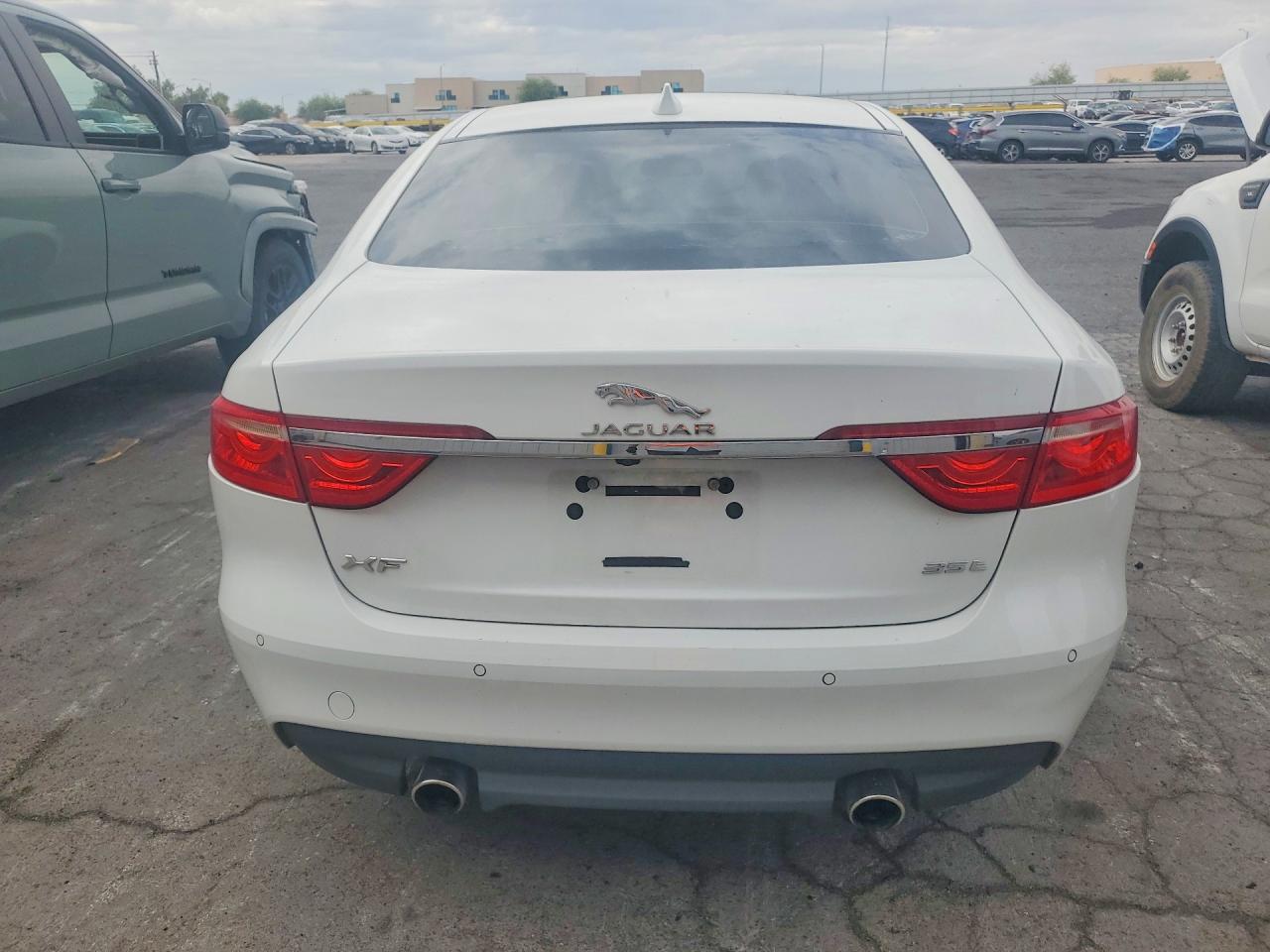 2016 JAGUAR XF