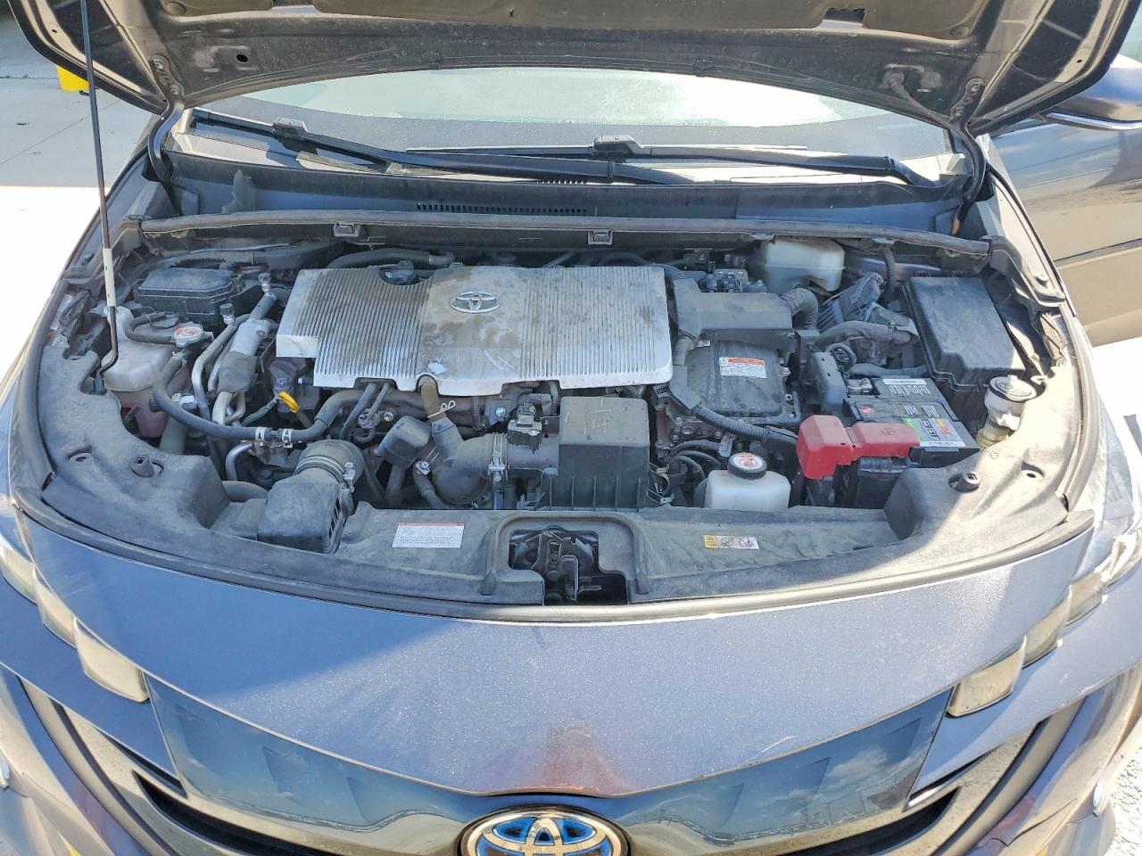 2022 TOYOTA PRIUS