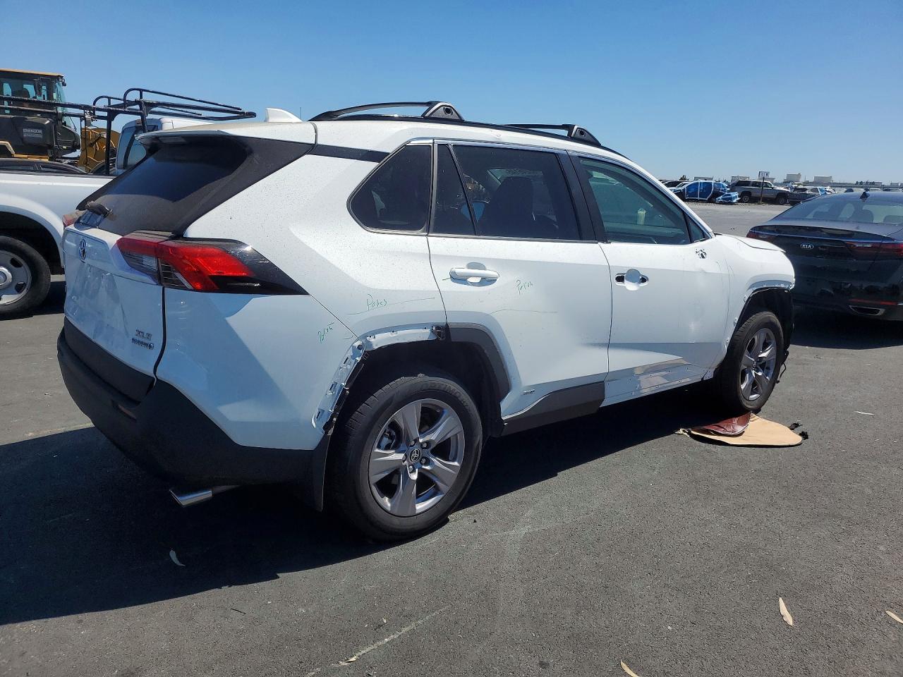 2022 TOYOTA RAV4