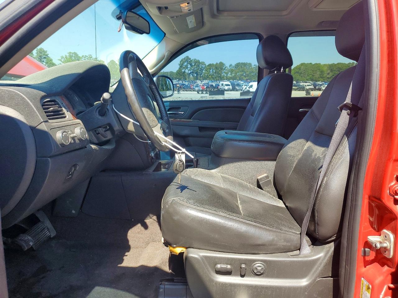 2011 CHEVROLET AVALANCHE