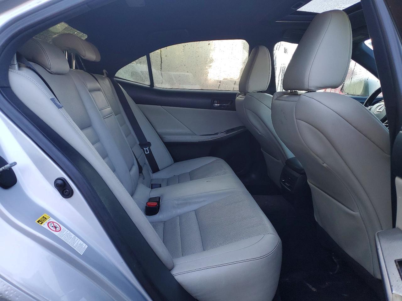 2014 LEXUS IS