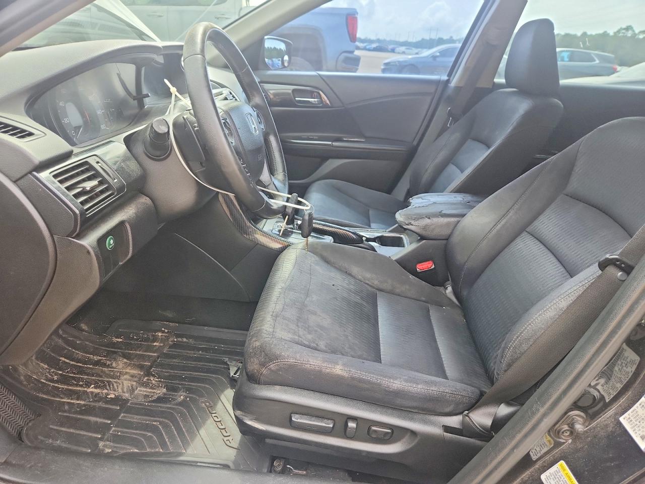 2015 HONDA ACCORD