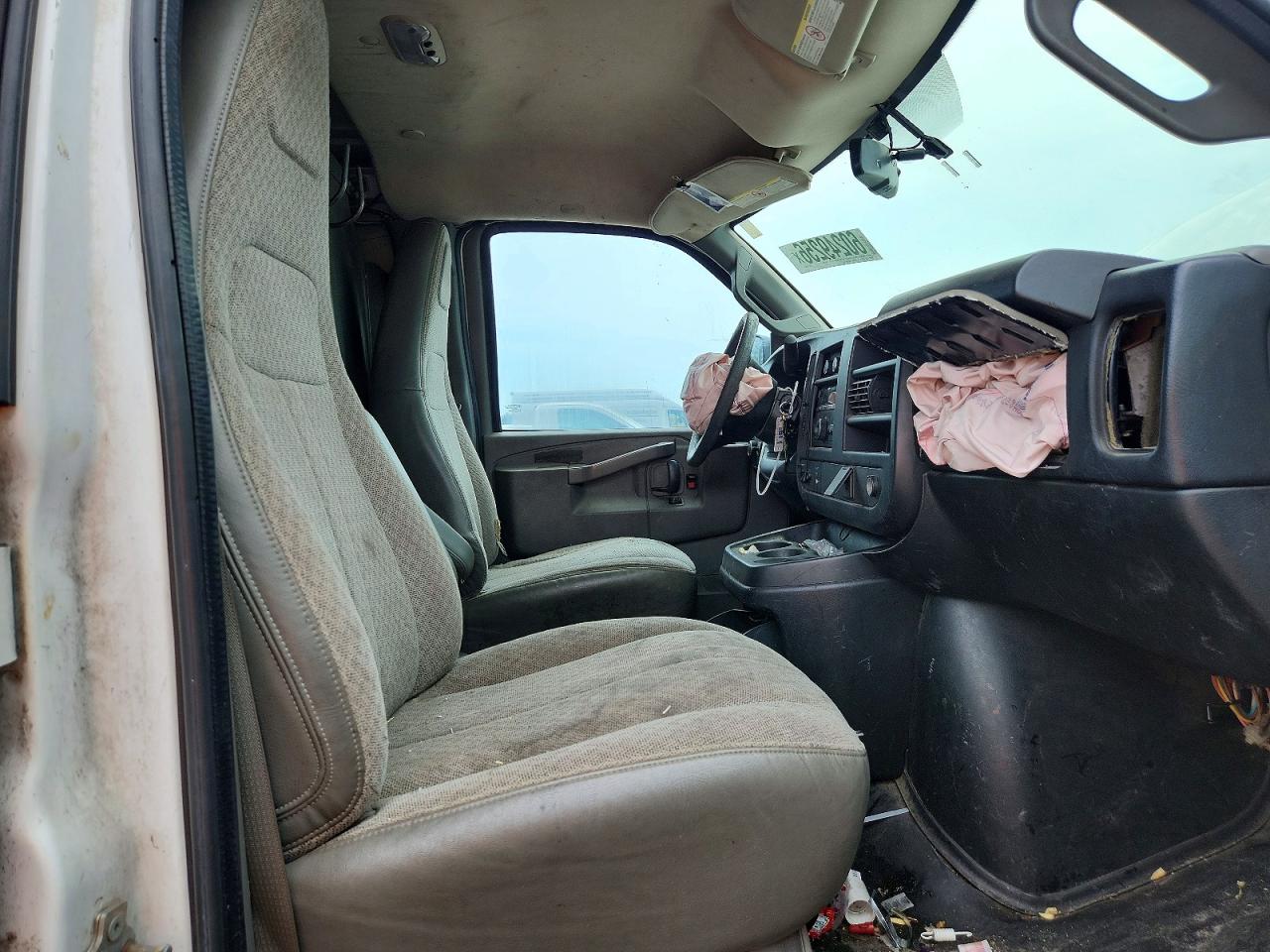 2017 CHEVROLET EXPRESS