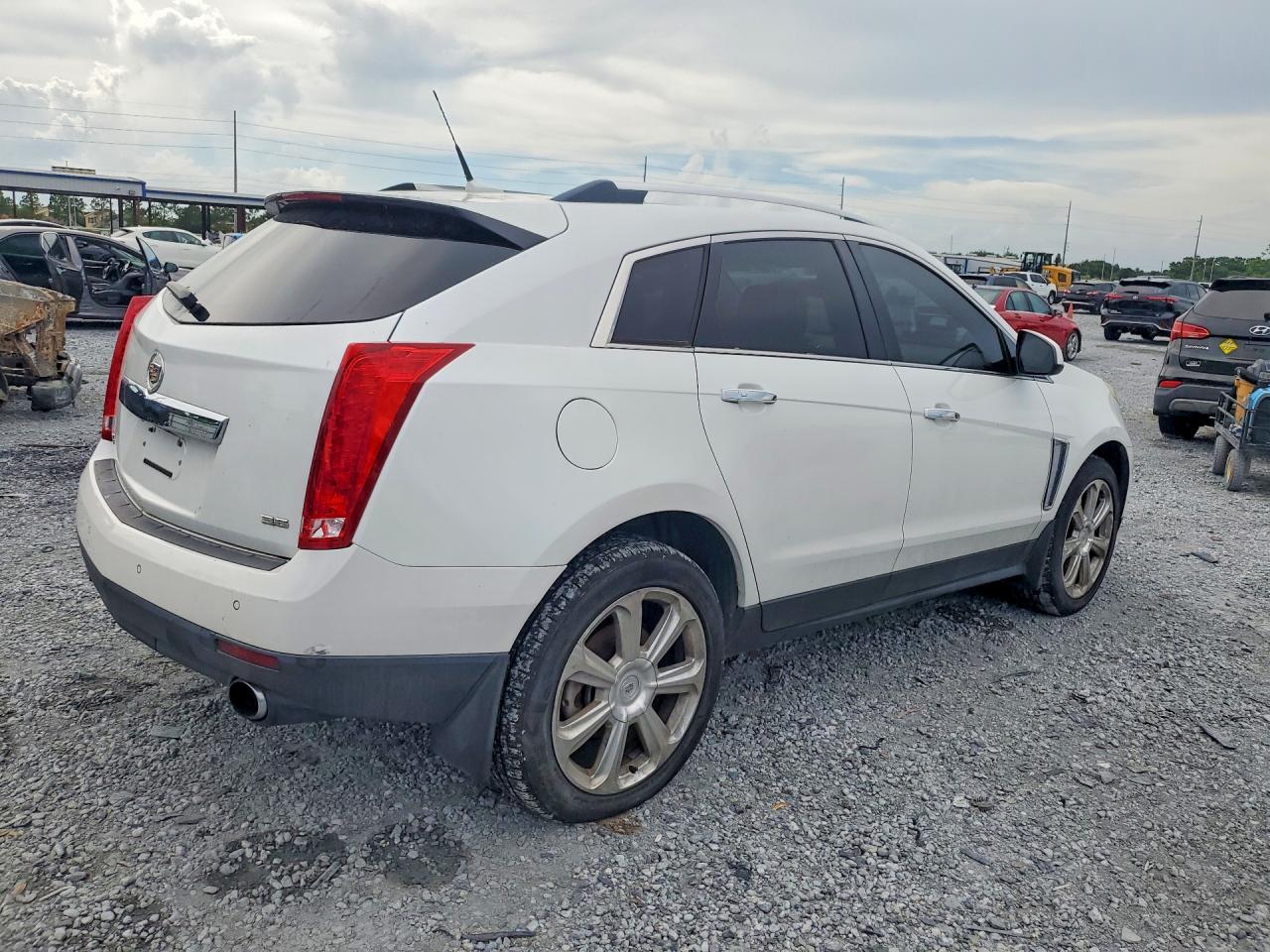 2013 CADILLAC SRX