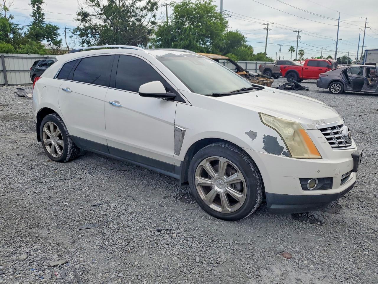 2013 CADILLAC SRX