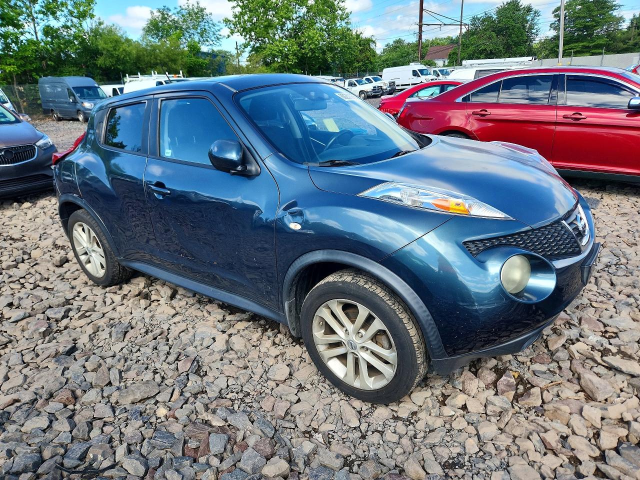 2013 NISSAN JUKE