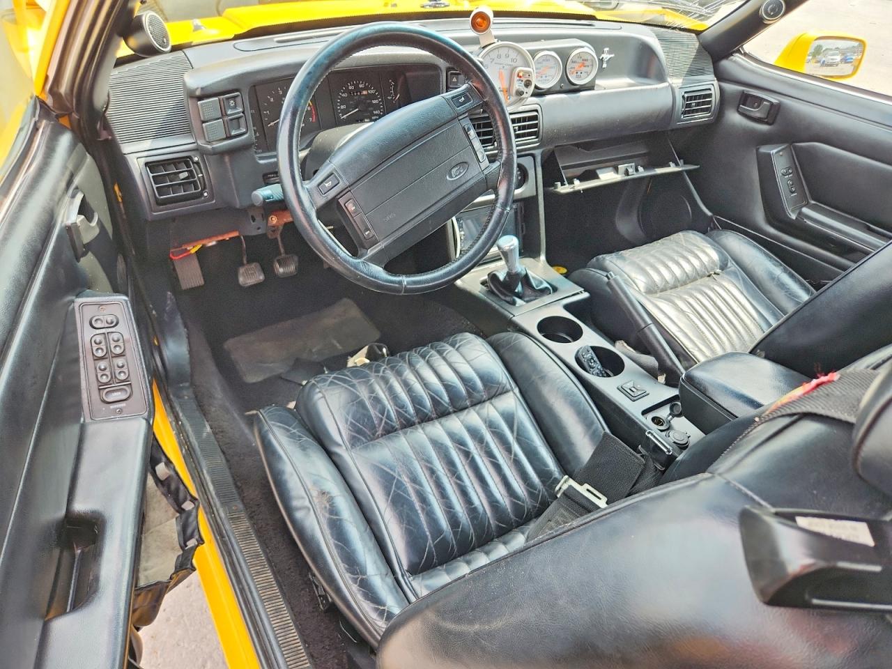 1993 FORD MUSTANG