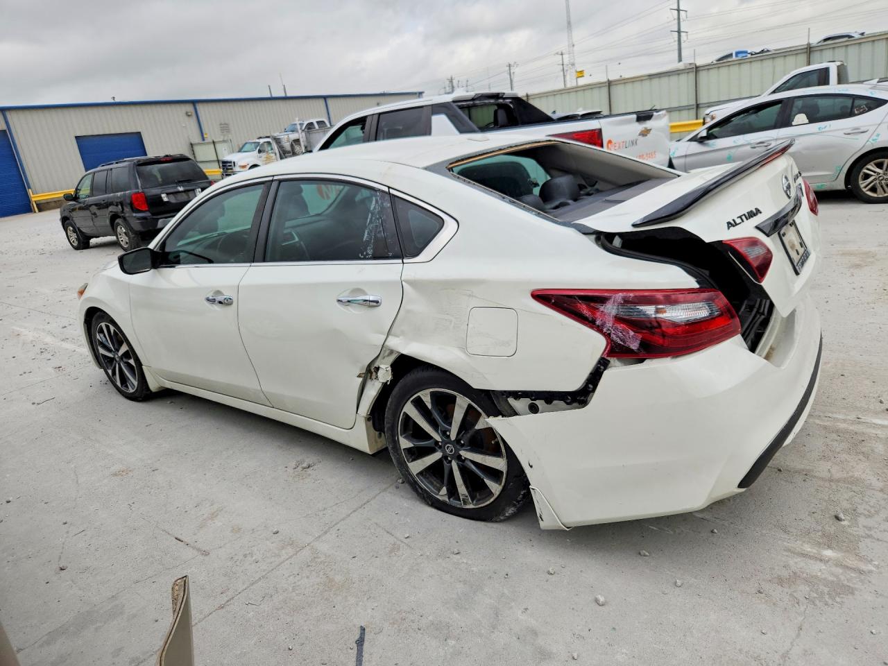 2018 NISSAN ALTIMA