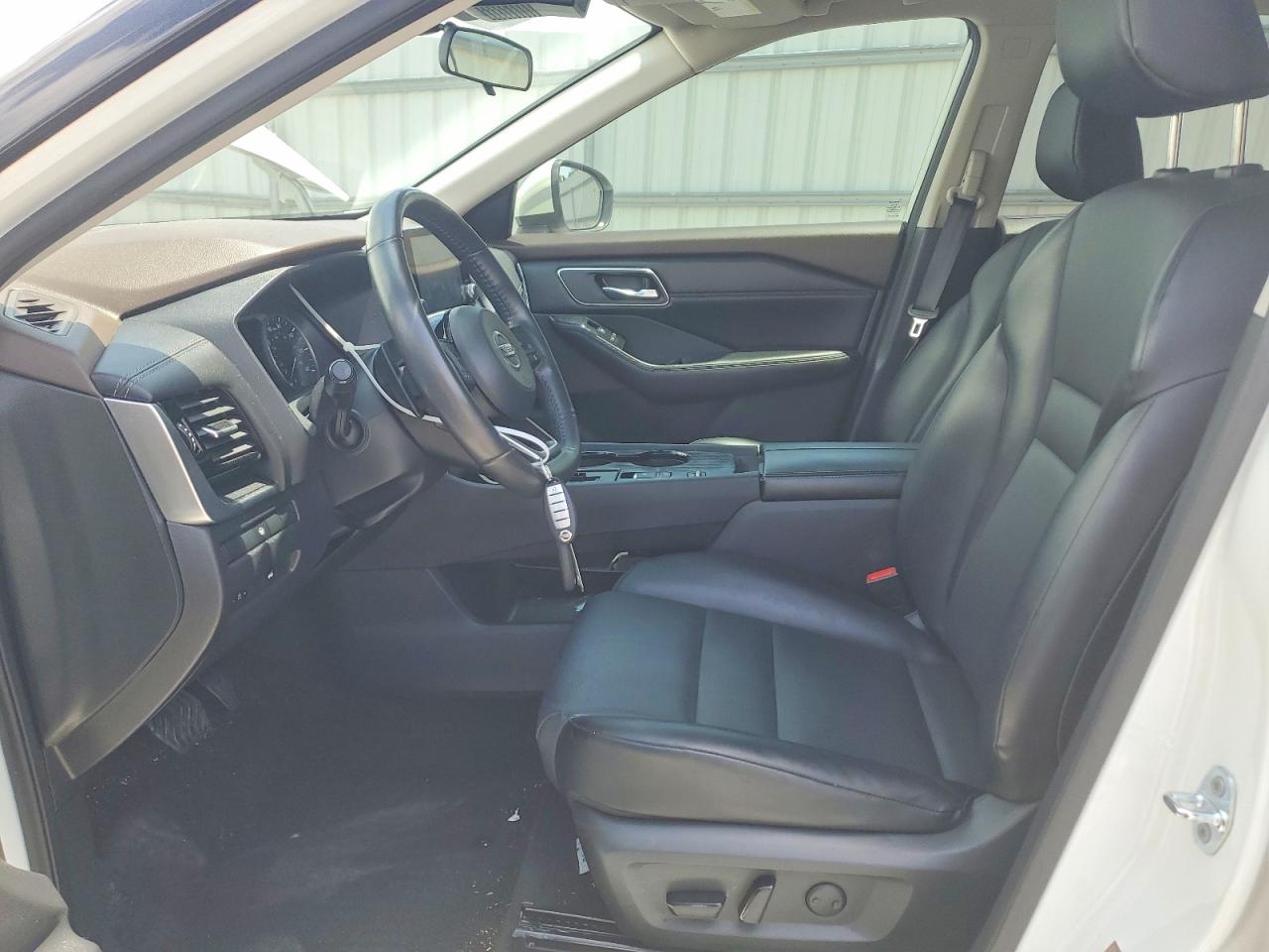 2021 NISSAN ROGUE